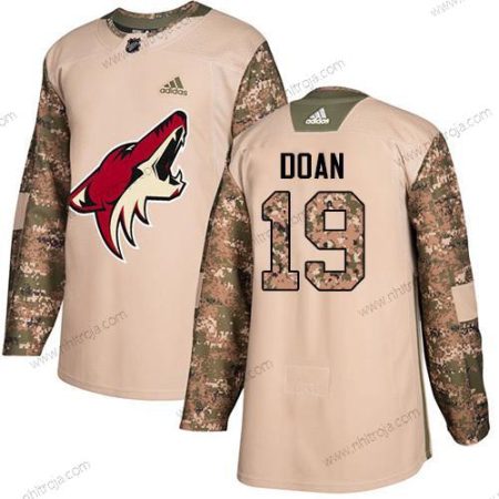 Adidas Herrar Arizona Coyotes #19 Shane Doan Camo Autentisk 2017 Veterans Day Stitched NHL Tröjor