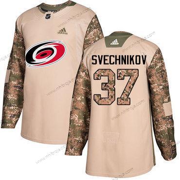 Adidas Herrar Carolina Hurricanes #37 Andrei Svechnikov Camo Autentisk 2017 Veterans Day Stitched NHL Tröjor